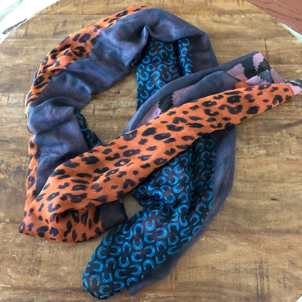 Scarf